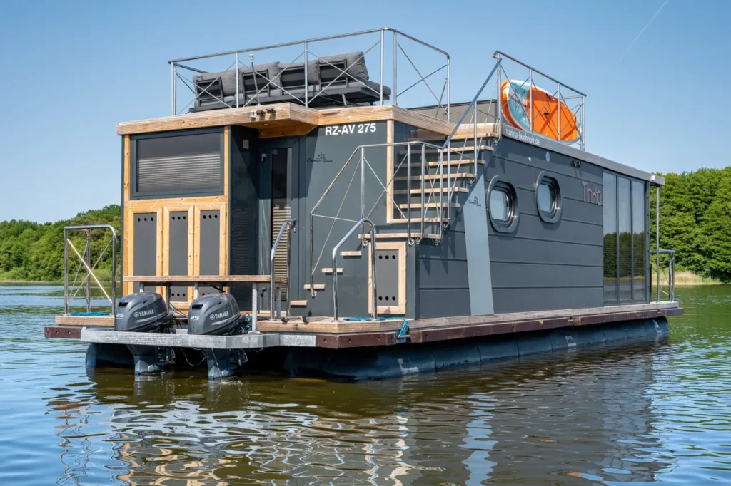 Urlaub auf einem Hausboot